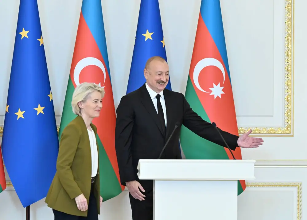 Prezident İlham Əliyev və Ursula fon der Lyayen mətbuata birgə bəyanatlarla çıxış etdilər – YENİLƏNDİ
