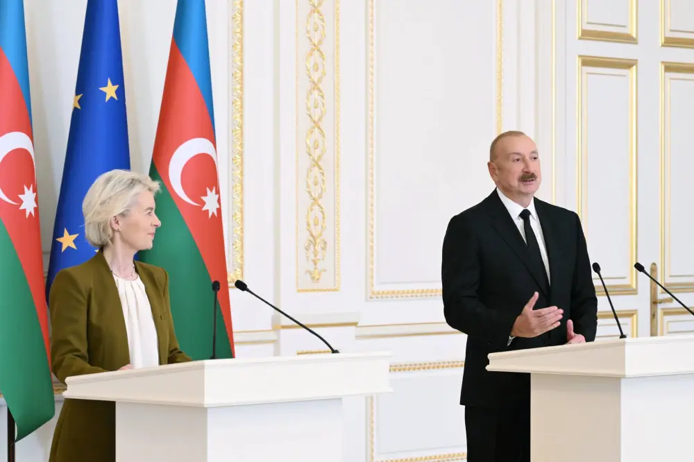 Prezident İlham Əliyev və Ursula fon der Lyayen mətbuata birgə bəyanatlarla çıxış etdilər – YENİLƏNDİ
