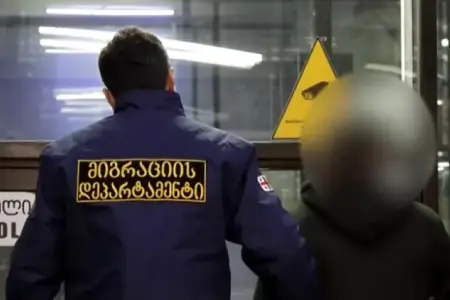 Azərbaycan vətəndaşları Gürcüstanda deportasiya edildi