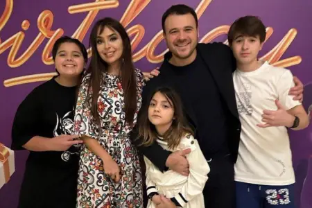 Emin Ağalarovdan Leyla Əliyevaya ad günü təbriki - Video