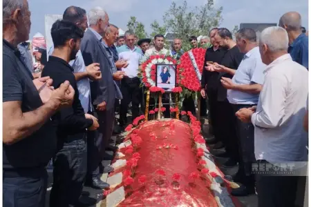 Xarkovda ölən azərbaycanlı tələbə dəfn edildi - FOTO