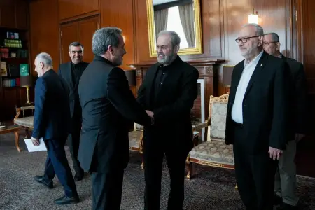 Əraqçi "Hizbullah" və HƏMAS üzvləri ilə görüşdü
