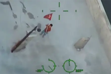 Balacanın dama çıxıb etdiyi hərəkət gündəm oldu - Video