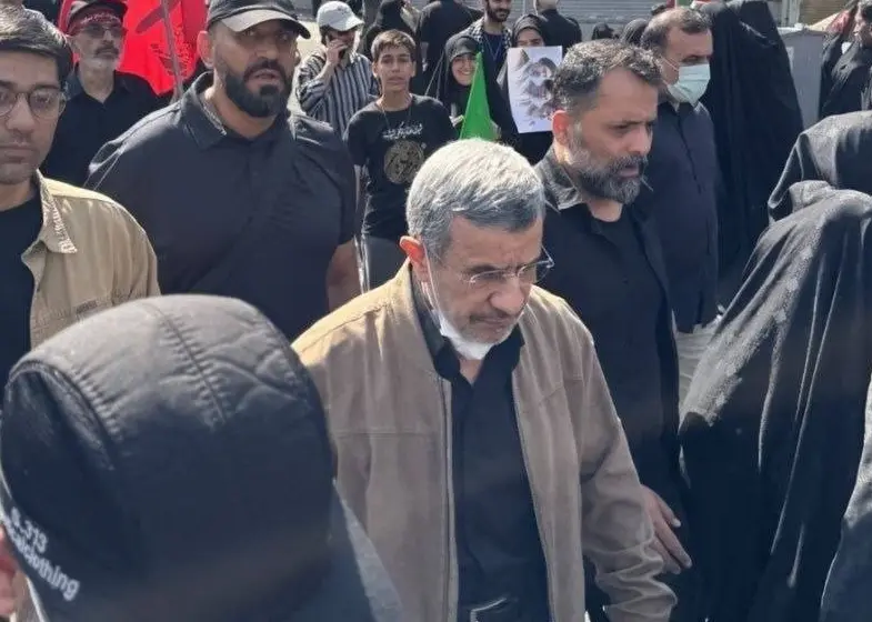 Əhmədinejad Xameneinin vida mərasimində - Foto