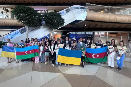 Ukraynalı uşaqlar Bakıya gəldilər