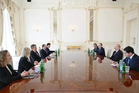Prezident Stiv Deynsi qəbul etdi
