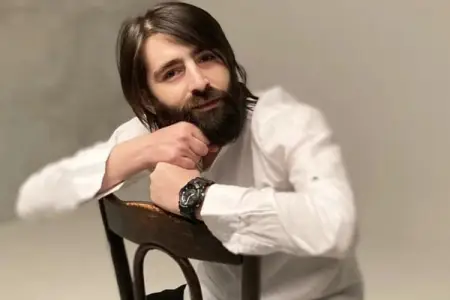 Elşad Xosedən polisə şikayət olundu - Səbəb