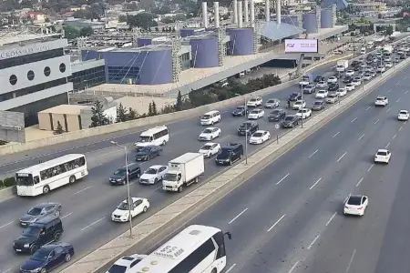Bakının bir sıra yollarında tıxac var