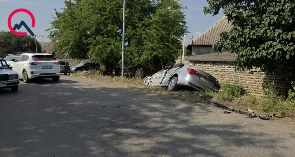 Ağstafada iki maşın toqquşdu, iki nəfər yaralandı
