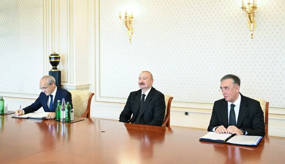 Prezident İlham Əliyev bir sıra beynəlxalq qurumların rəhbər şəxslərini qəbul etdi