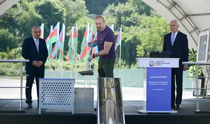 Prezident Laçında "Həkəriçay" su anbarının təməlini qoydu