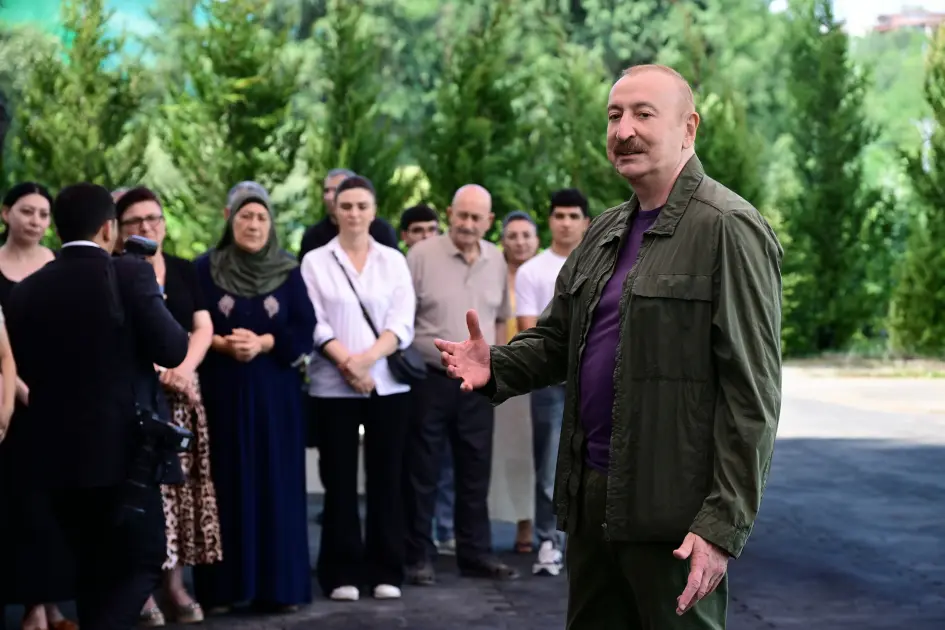 Prezident İlham Əliyev Xocavənd rayonunun Quzeyxırman kəndində oldu – FOTOLAR/YENİLƏNDİ