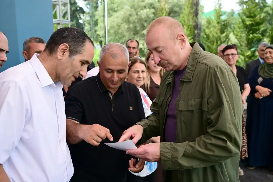 Prezident İlham Əliyev Xocavənd rayonunun Quzeyxırman kəndində oldu – FOTOLAR/YENİLƏNDİ