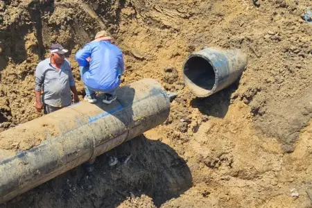 Kürdəmirdə magistral su boru xətti partladı, 6 kənd susuz qaldı
