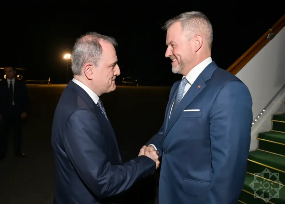 Slovakiya Prezidenti Azərbaycana gəldi