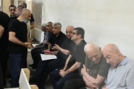 Erməni təqsirləndirilənlər hökmlə razılaşmadılar