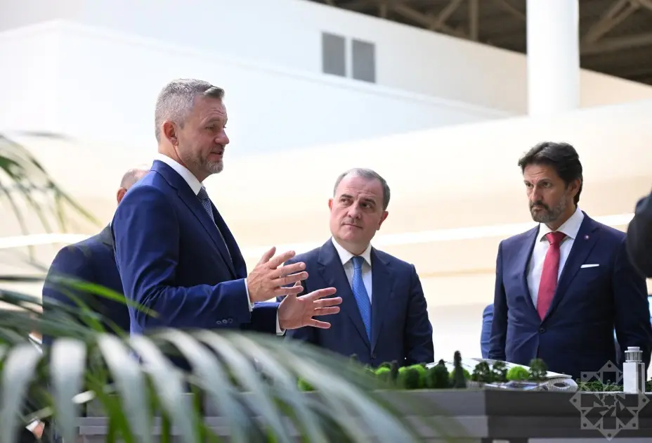 Slovakiya Prezidenti Füzuli aeroportundan Bakıya yola düşdü