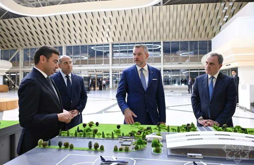 Slovakiya Prezidenti Füzuli aeroportundan Bakıya yola düşdü
