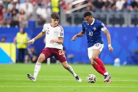 Yarımfinal oyunlarına start verildi: Fransa – İspaniya qarşılaşması – CANLI