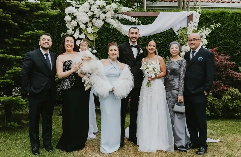 Nilüferin qızı evləndi - Fotolar