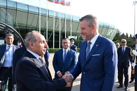 Slovakiya Prezidentinin Azərbaycana səfəri başa çatdı