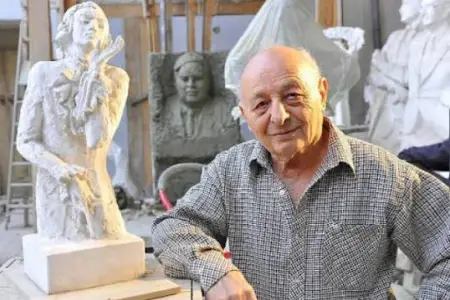 Ömər Eldarov xəstəxanaya yerləşdirildi