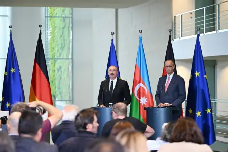 İlham Əliyevlə Merts mətbuat konfransı keçirdi – FOTOLAR