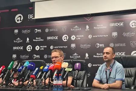 "Səfərdə bizi olduqca çətin oyun gözləyir" - Valdas Dambrauskas