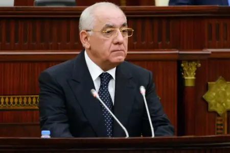 Baş nazir qərar imzaladı