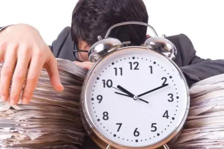 Azərbaycanda yeni dərs ilindən iş saatı dəyişə bilər