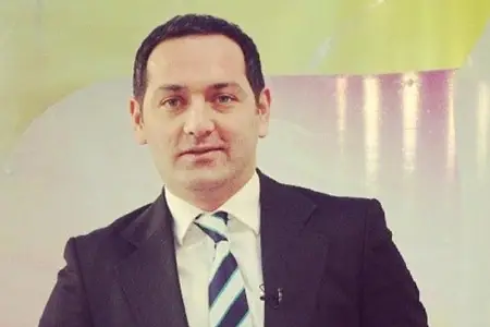 Əməkdar artisti ilan sancdı