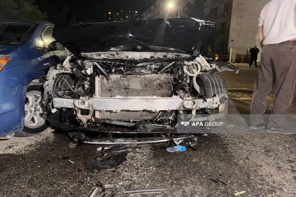 Bakıda zəncirvari qəza oldu – FOTOLAR