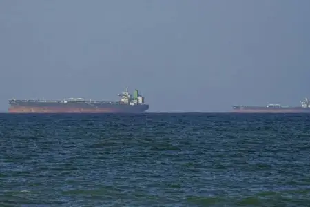 Azərbaycanlı dənizçilərin olduğu gəmi PUA hücumuna məruz qalıb