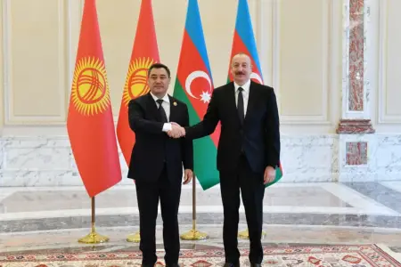 Prezidentin rəsmi qarşılanma mərasimi oldu