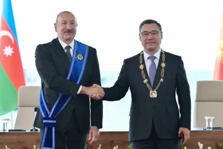 Azərbaycan və Qırğızıstan prezidentləri təltif olundu - YENİLƏNDİ