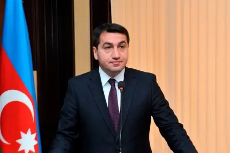 Hikmət Hacıyev: “Dilimizi qorumaq, zənginləşdirmək hər birimizin məsuliyyətidir" – VİDEO