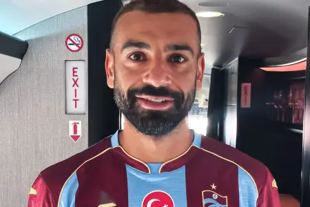 Salahdan "Trabzonspor" mesajı - Formanı geyindi - Video