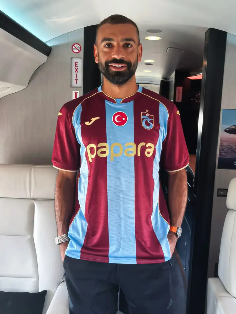 Salahdan "Trabzonspor" mesajı - Formanı geyindi - Video
