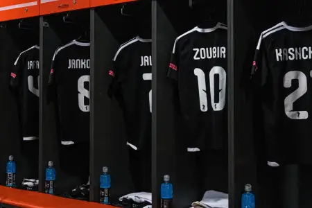 Konfrans Liqası: "Dinamo" və "Qarabağ" komandalarının start heyətləri