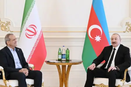 Prezident Pezeşkiana təşəkkür etdi