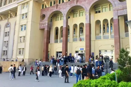 Təhsilhaqqının 1500 manat azaldılması ilə bağlı RƏSMİ AÇIQLAMA