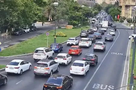 Bakının bəzi yollarında sıxlıq var