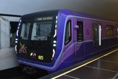 “Dərnəgül” elektrik deposu ilk qatarı qəbul etdi