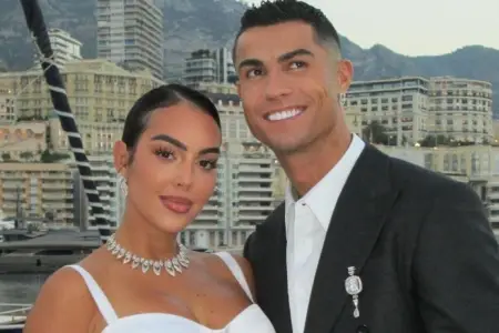 Ronaldo evləndi: nikahdan ilk fotonu özü paylaşdı