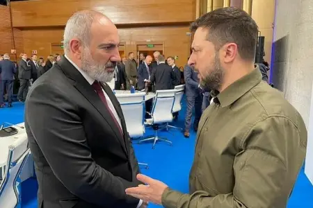 Paşinyan Zelenski ilə telefonla danışdı