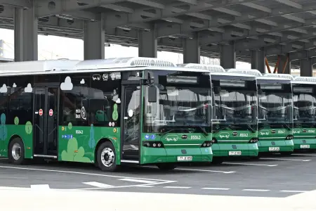 Naxçıvanda elektrik mühərrikli avtobuslar istismara verildi - VİDEO