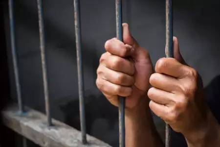 Sumqayıtda restorandan oğurluq etdilər, motosikleti qaçırdılar