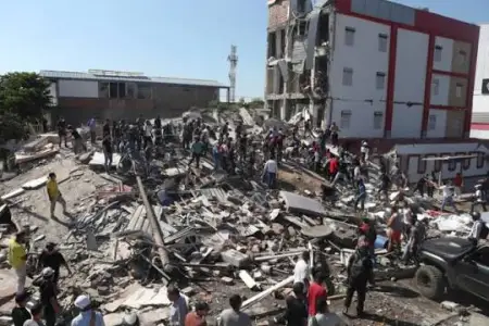 Kolumbiyadakı zəlzələdə ölənlərin sayı 281-ə çatdı