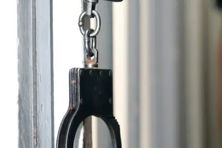 Evlərdən oğurluq edən şəxslər saxlanıldı