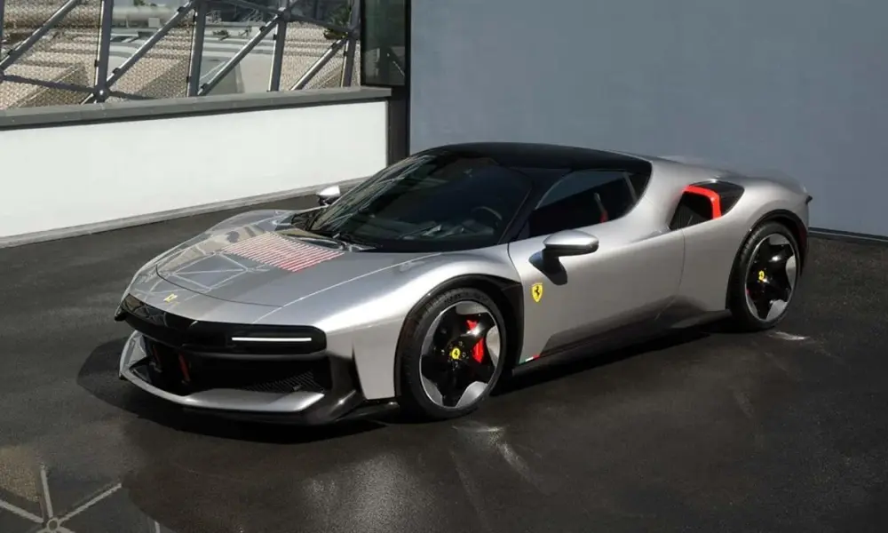 Dünyada cəmi bir ədəd: "Ferrari" yeni superkarını təqdim etdi – FOTOLAR